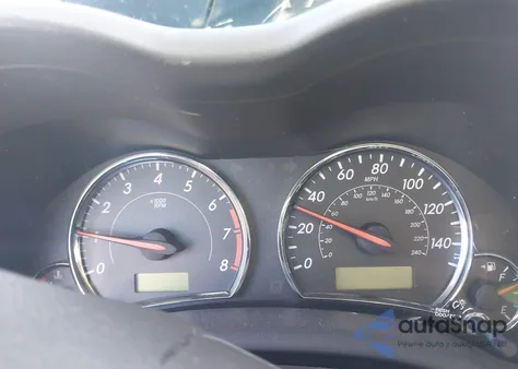 2011 Toyota Corolla S z USA, uszkodzony, nr VIN 2T1BU4EE8BC707753